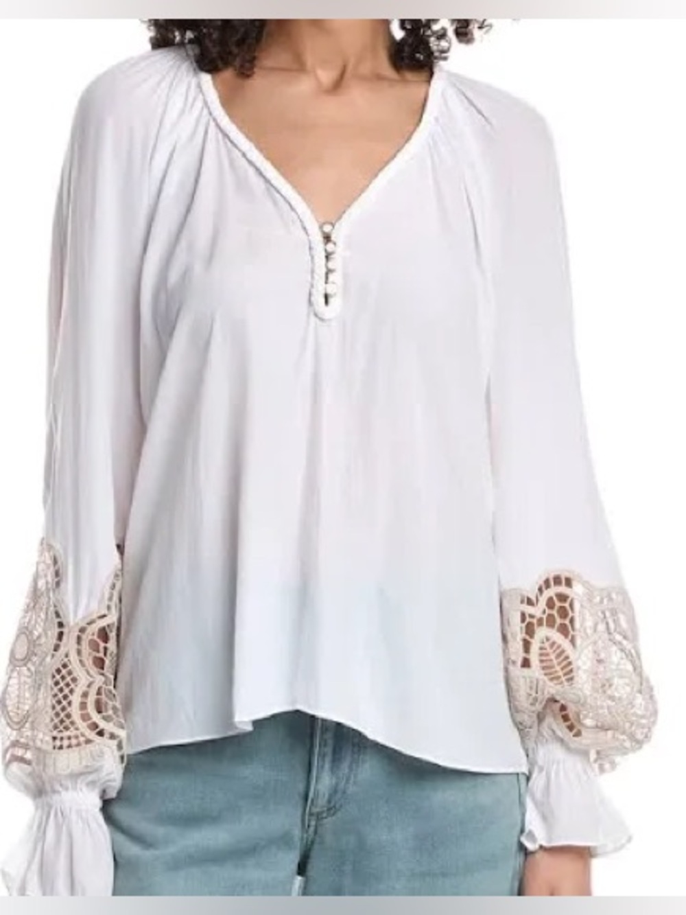 Ramy Brook Adelaide blouse featuring beige lace-trimmed long sleeves Sz M